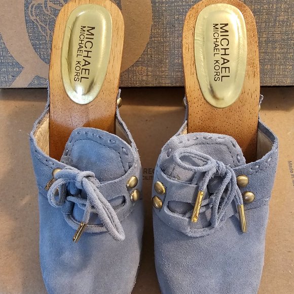 Michael Kors Slip-On Mules With Studs clog suede heels 8 light blue lace-up -new - Picture 5 of 7